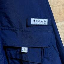 ColumbiaコロンビアPFGフィッシングシャツ　長袖シャツ オムニシェイド ロゴ ネイビー ビッグサイズ4X オーバーサイズ　ビッグシルエット_画像2