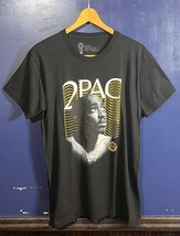 2PAC ｜ トゥパック　半袖　Tシャツ　HIPHOP　ラッパー　ブラック　黒　Mサイズ_画像1