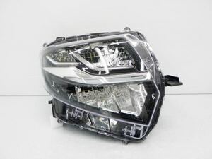 2130941♪ タントカスタム/シフォンカスタム♪ LA650/LA660 前期 右ライト LED KOITO 100-69075 TANTO CUSTOM/CHIFFON CUSTOM