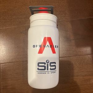 Elite Fly Team Bottle 550ml Ineos Grenadier White(エリート フライ チーム グレナディア ホワイト)PINARELLO DOGMA(ピナレロ ドグマ）