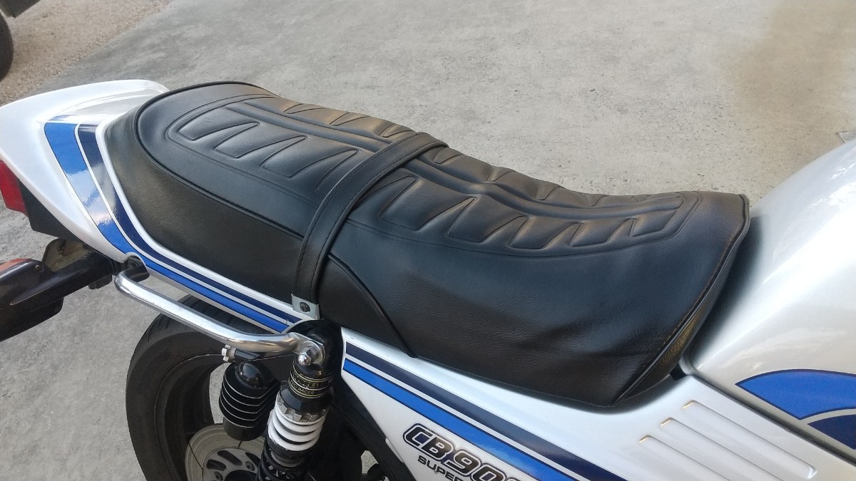 2025年最新】Yahoo!オークション -cb1100 シート 純正の中古品 2025年最新】Yahoo!オークション -cb1100 シート 純正の中古品