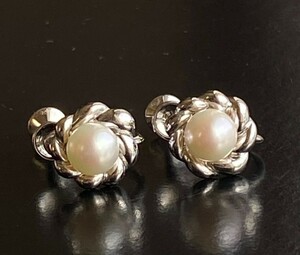 MIKIMOTO ミキモト イヤリング 真珠　パール 刻印 ブランドアクセサリー （1225）