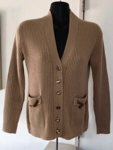 GUCCI 100% cashmere cardigan beige rib GG button size M