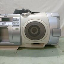 JVC ビクター iPod パワードウーファー CDシステム RV-NB50-W CD/iPod/ラジオ プレイヤー 乾電池対応_画像4