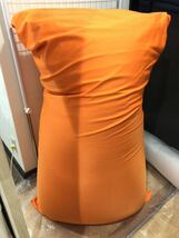 ① ヨギボー マックス オレンジ Yogibo Max ビーズクッション ソファ チェア リクライナー ベッド 洗えるカバー 洗濯可能 約170×65×55cm_画像3