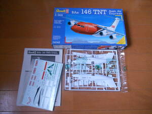 レベル　1/144 BAe 146 TNT Austr.Air Express