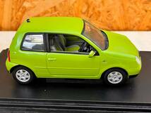 希少品 絶版品 VW フォルクスワーゲン LUPO ルポ Lupo 1/24 ミニカー 緑 グリーン_画像2