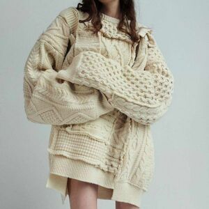 stein OVERSIZED INTERLACED CABLE KNIT 