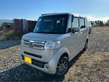 ホンダNBOX G SS　パッケージ　4WD★ETC★シートヒーター★メモリーナビ★TV★EGスターター★自動スライドドア★バックカメラ★社外アルミ_画像1