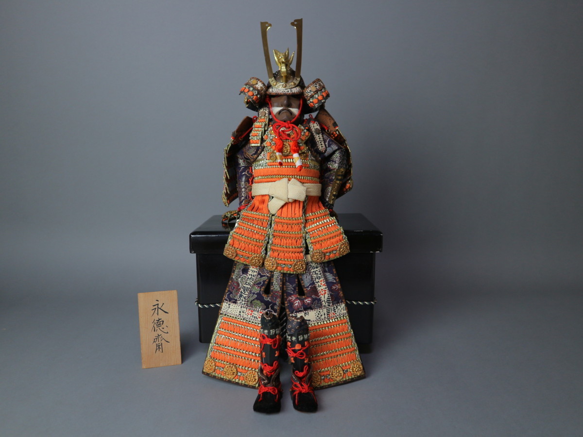 Hina Doll Master Eitokusai Nagakuwa-gata Gold Small Bill Hithread Takeyuki خوذة درع كبيرة ديكور درع ديكور مهرجان الصبي دمية مايو دمية الساموراي يوم الأطفال Eitokusai, العتيقة, مجموعة, درع, درع (خوذة), درع)