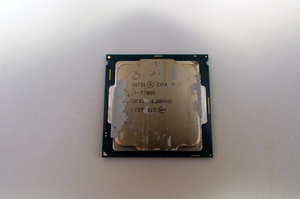 [ジャンク] intel Core i7-7700K 4.2GHz PC4 32GB(8GB 4枚)