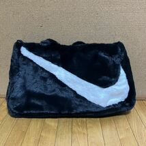 NIKE ナイキ W FX FUR TOTE フェイクファー トートバッグ ブラック 送料込み_画像5