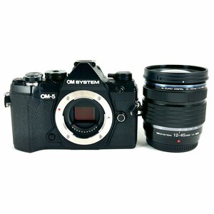 オリンパス OLYMPUS OM-5 + M.ZUIKO DIGITAL ED 12-45mm F4 PRO デジタル ミラーレス 一眼カメラ 【中古】