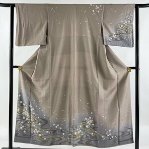 訪問着 身丈152cm 裄丈62cm S 袷 落款 桜 流水 染め分け 絞り 薄小豆 正絹 美品 名品 【中古】