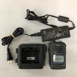 アイコム IC-D50 バッテリー BP-220N 充電器 ACアダプター 登録局 廃局済み 無線機 トランシーバー[7829]