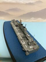 アオシマ　護衛艦ひゅうがスケルトン甲板　1/700 ジオラマ 完成品　ケース付きです。ケース付なので埃から守れます。 _画像4