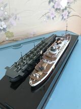 アオシマ　日本郵政　新田丸、特設航空母艦　冲鷹　1/700 完成品　2個セット　ケース付きです。ケース付なので埃から守れます。 _画像3