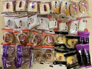 10種類の和菓子ミックス(甘栗まんじゅう、餅入り最中、六方焼、小倉羊羹、羽二重餅、栗しぐれ、花しずく、さつまいも饅頭、桃山)お供え物