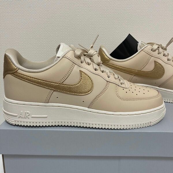 タグ付き新品★Nike Air Force 1 07 ESS TRND