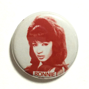25mm 缶バッジ Ronnie Spector ロニースペクター Ronettes ロネッツ Phil Spector フィルスペクター Girls Pops 大瀧詠一