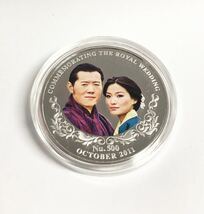 ブータン ロイヤルウェディング 1oz 銀貨 2011年 シルバー プルーフ コイン カラー銀貨 箱付き_画像3