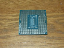 Intel《CORE i5-8400》+ Crucial《DDR4-2666 8GB》2枚組のセット【パソコン自作用のパーツ】_画像3