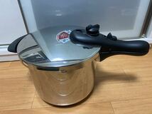 【USED】 パール金属 家庭用圧力鍋 H-5145 6.5L ステンレス 片手鍋 調理器具 SGマーク 簡単調理 圧力鍋 IH対応 100サイズ_画像2