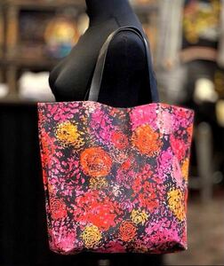 ZUCCa×Nicolai Bergmann ズッカ ニコライバーグマン 彩色美 25周年スペシャルコラボ フローラル総花柄ショルダートートバッグ鞄レディース