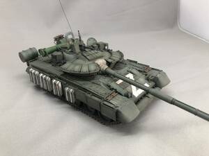 1/35 ソビエト Ｔ-80戦車 ＆ 戦闘員2名