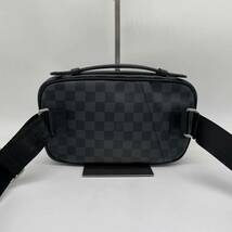 1円【新品同様】Louis Vuitton ルイヴィトン バムバッグ ショルダーバッグ ダミエ・グラフィット ボディバッグ 現行品 メンズ PVC N41289_画像3