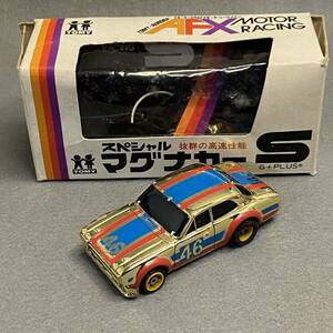 AFX HOスロットカー スーパーマグナカー フォード エスコート ゴールド 箱あり 