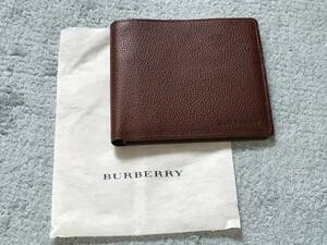 未使用★BURBERRY 二つ折り財布　レザー茶　バーバリー