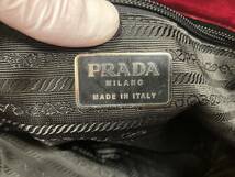 13104 素敵 便利 使い PRADA ナイロン トート 肩掛け バッグ レッド系 ※説明と画像をご確認下さいませ！_画像6