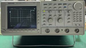 オシロスコープ　Tektronix TDS640A 4CH 500MHz 2GS/s（ジャンク）