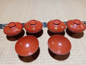  【旧家の蔵から】昭和中期　 漆器　お椀　金彩蓋付き汁椀　6客　（1）紅葉模様（蓋裏に鹿）　赤　漆塗り　天然木　伝統工芸 ｜125223