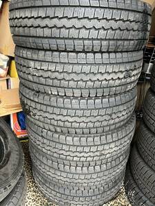 送料無料 215/70R17.5 118/116Lダンロップ LT03 スタッドレス 6本 2020年製 8〜9分山