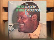 131 OSCAR PETERSON TRIO / TRISTEZA ON PIANO ................. YS-2416-MP_画像1