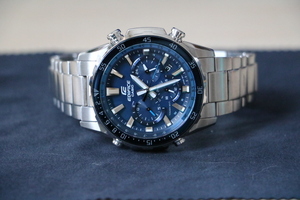 ★美品　CASIO　EDIFICE　エディフィス　EQW-T670 電波ソーラーモデル　箱、1コマ付属★