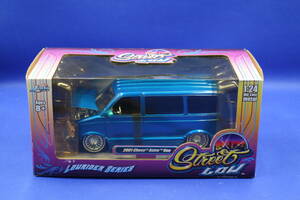 35-2 [現状品][箱イタミ]1/24 Jada Toys シボレー アストロ 2001 Chevy Astro Van ローライダーシリーズ