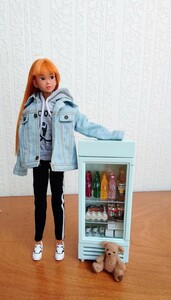 1/6 ドール用 パステルグリーン 冷蔵庫 ドリンク ビール 卵 牛乳 クマぬいぐるみ セット ミニチュア 家具