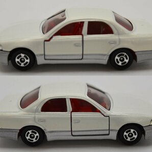 未使用 TOMICA トミカ TOMY トミー No55 TOYOTA CROWN MAJESTA トヨタ クラウンマジェスタ 赤箱 ミニカーの画像3