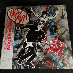 C12 中古LP 中古レコード ダリルホールとジョンオーツ ビッグバンブーム　帯付国内盤 DARYL HALL JOHN OATES big bam boom ホール&オーツ