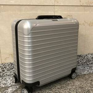 RIMOWA SALSA（リモワ サルサ）ビジネストローリー プロセコ（シルバーゴールド系）人気の希少色/ 23L機内持込可