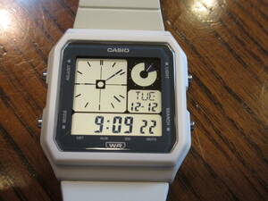 中古・美品★カシオ CASIO LF-20W-8AJF★ホワイト