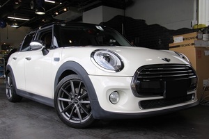 MINI F56/55/54クラブマン MON TYPE.3.1V(MID.R) ガンメタ 7.0J-17 et54 4本セット