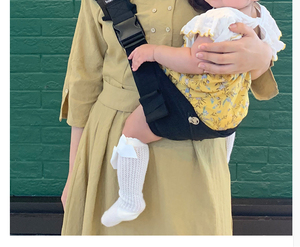 抱っこ紐 斜め掛け 片手抱っこ 赤ちゃん バッグ ベビー コンパクト 収納 軽量 サポート 抱っこ 小物収納 パパママ兼用 ポーチ　だつこひも
