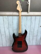 Squier by Fender STRATOCASTER エレキギター　音出しOK，その他動作未確認　キズあり　中古現状品（170s）_画像2