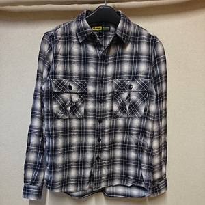 XLARGE long sleeve shirt S