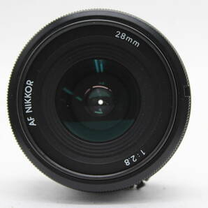 【返品保証】 ニコン Nikon AF Nikkor 28mm F2.8 前後キャップ付き レンズ s4617の画像2