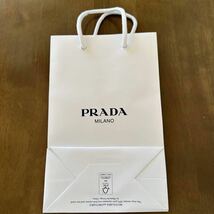 PRADA プラダ 紙袋 リボン付き 小サイズ ショッピングバッグ ショッパー ギフト プレゼント ラッピング ギフトバッグ 袋 即日発送可 新品_画像3